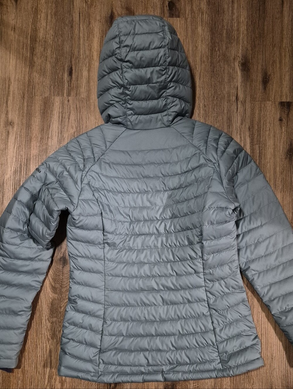 Columbia Women’s Hooded Quilted Puffer Jacket - Light Blue - Picture 6 of 9